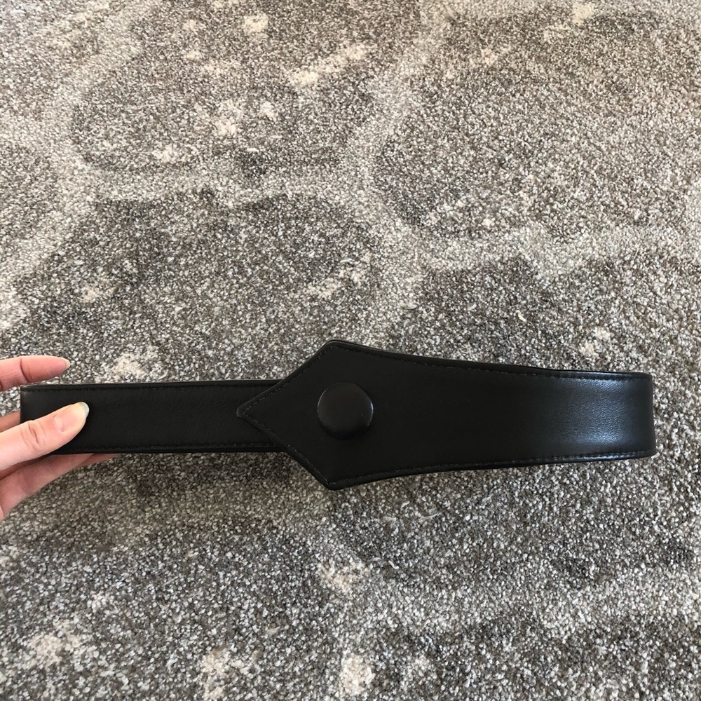 Handmade Arrowhead Lambs Leather Black Belt - Picture 1 of 8